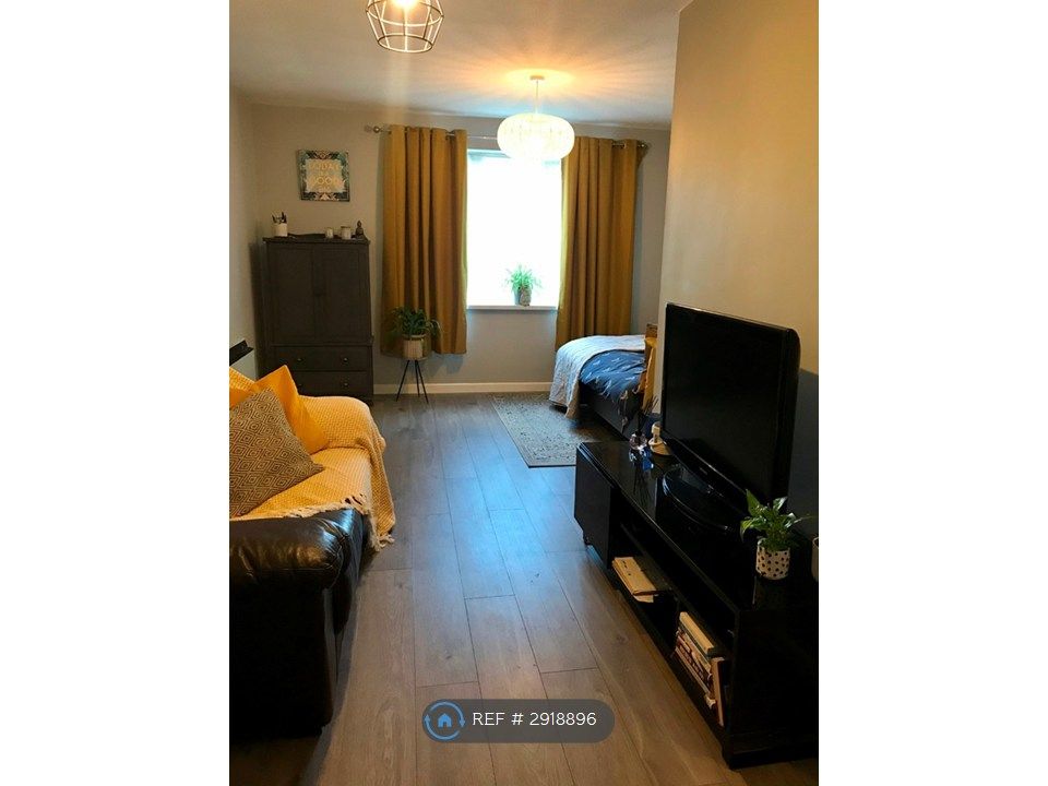 Property photo 2 of 4