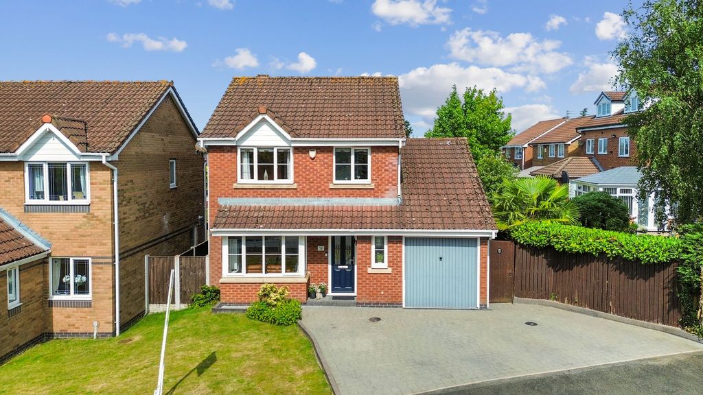 Property photo 1 of 30