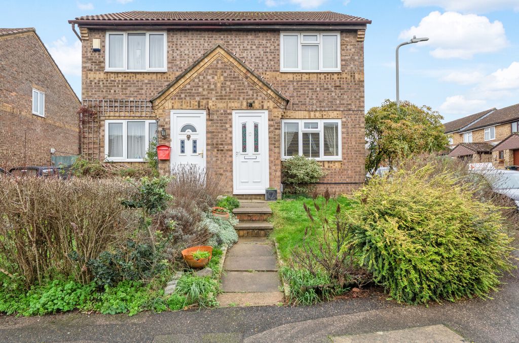 Property photo 1 of 8