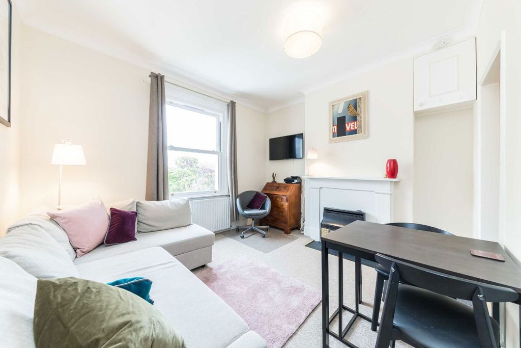 Property photo 2 of 5