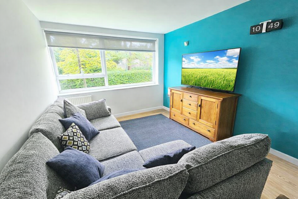 Property photo 2 of 7 Img655536Original