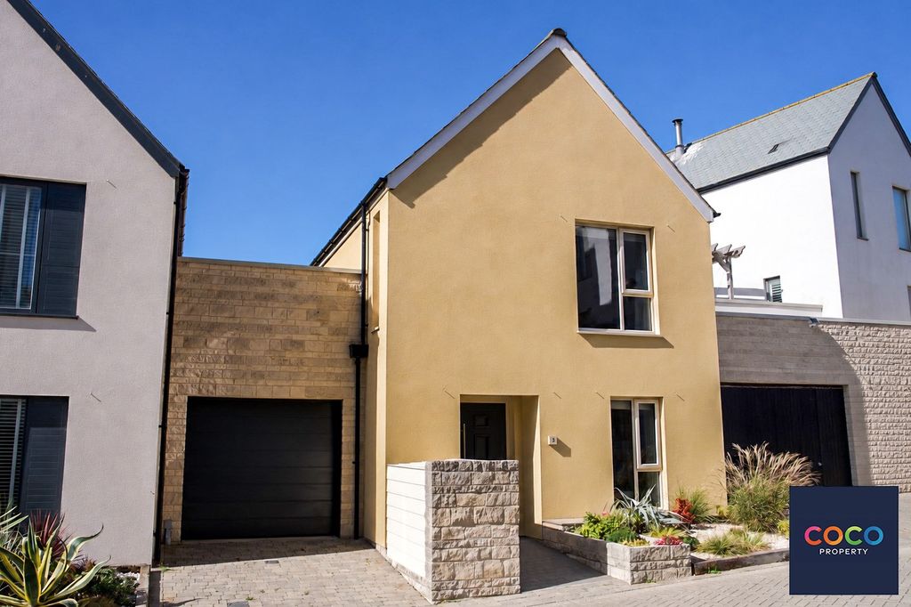 Property photo 1 of 17 5445751
