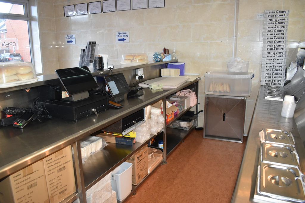 Property photo 3 of 7 Photo 2