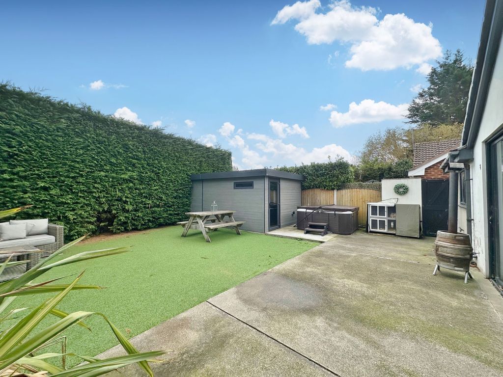 Property photo 2 of 34 Photo 34