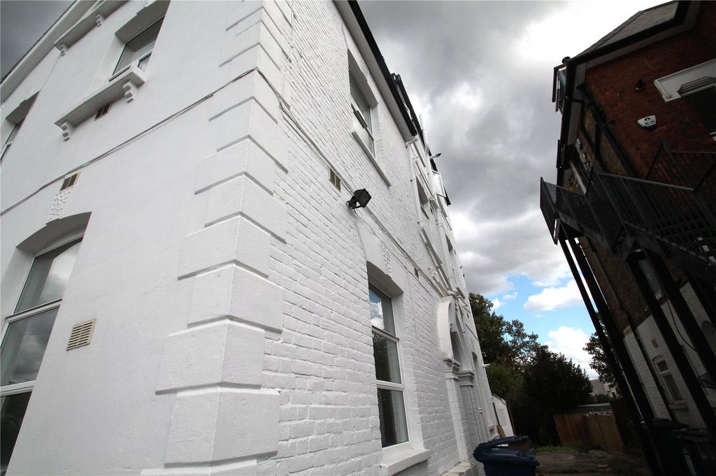 Property photo 1 of 12 Picture No. 01