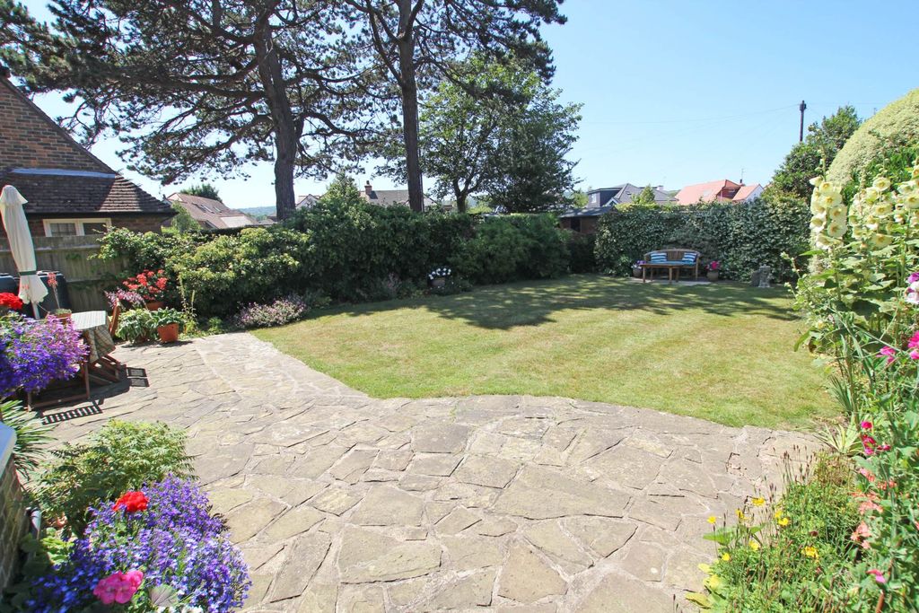 Property photo 2 of 12