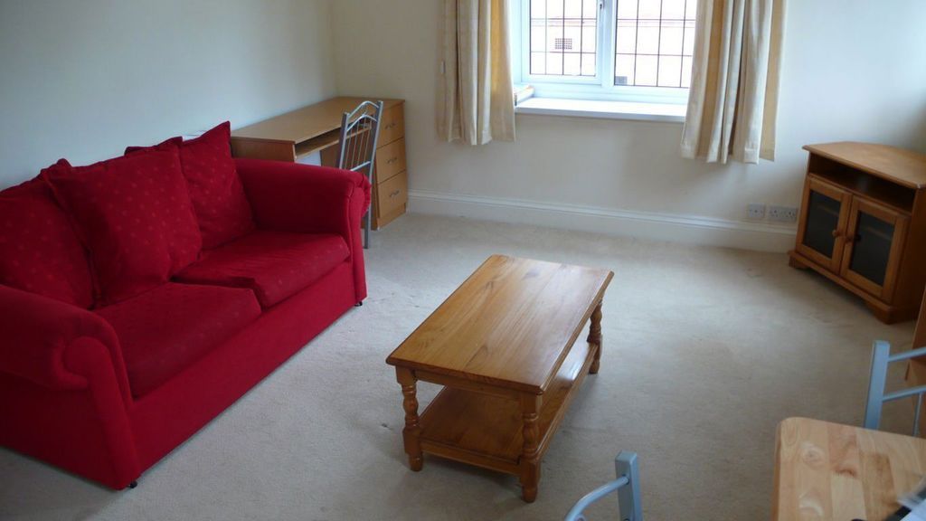 Property photo 1 of 3