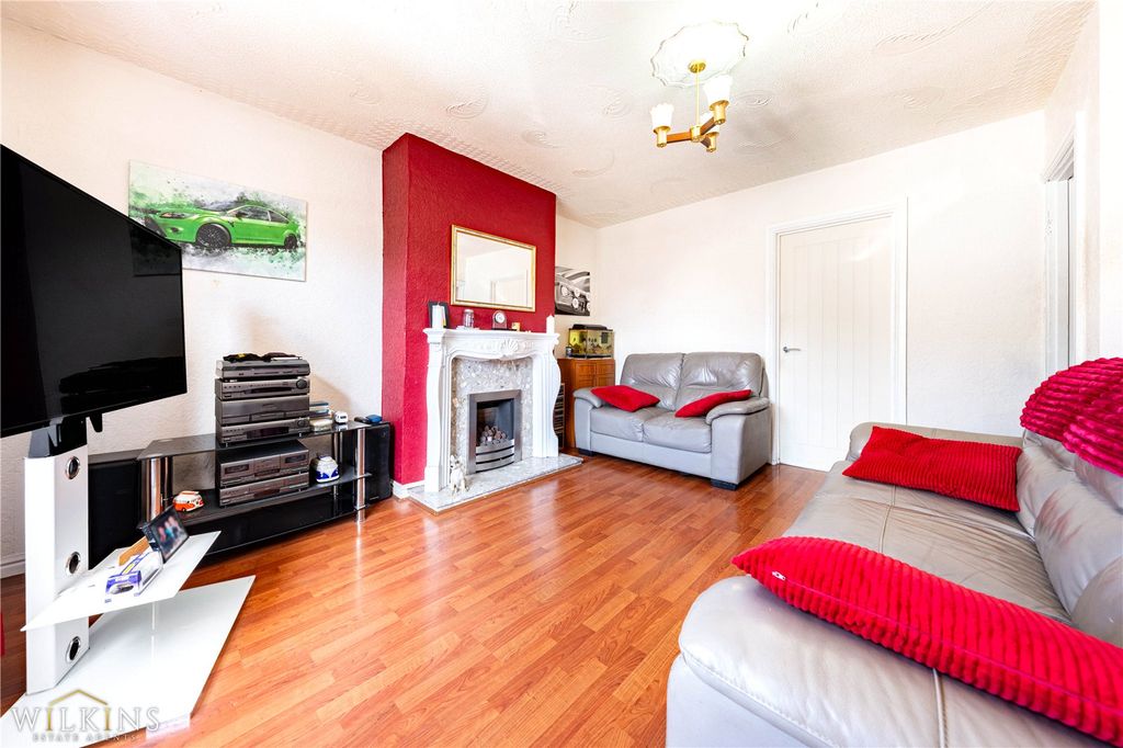 Property photo 2 of 19 Picture No. 08