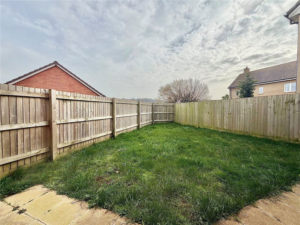 Property photo 3 of 9 Picture No. 17