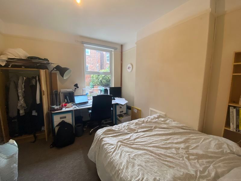 Property photo 2 of 8 Bedroom 1