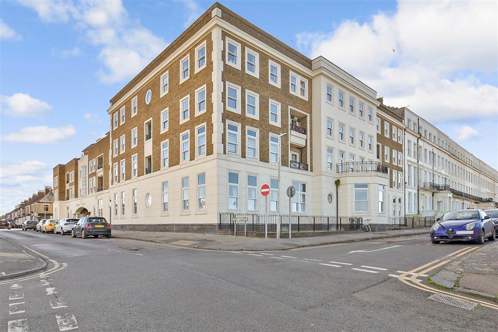 Property photo 1 of 8 External (Web)