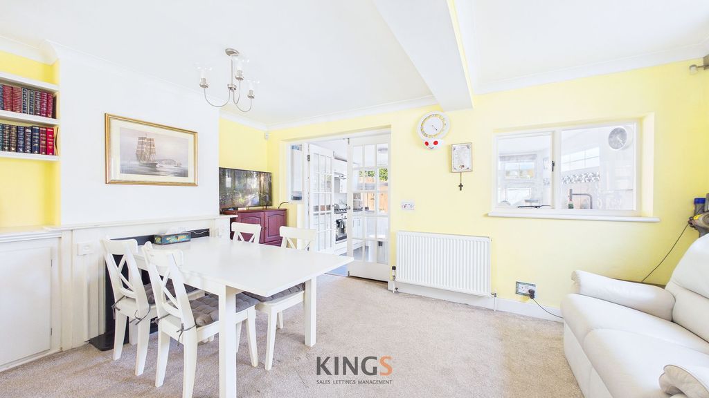 Property photo 2 of 13 Dining Room
