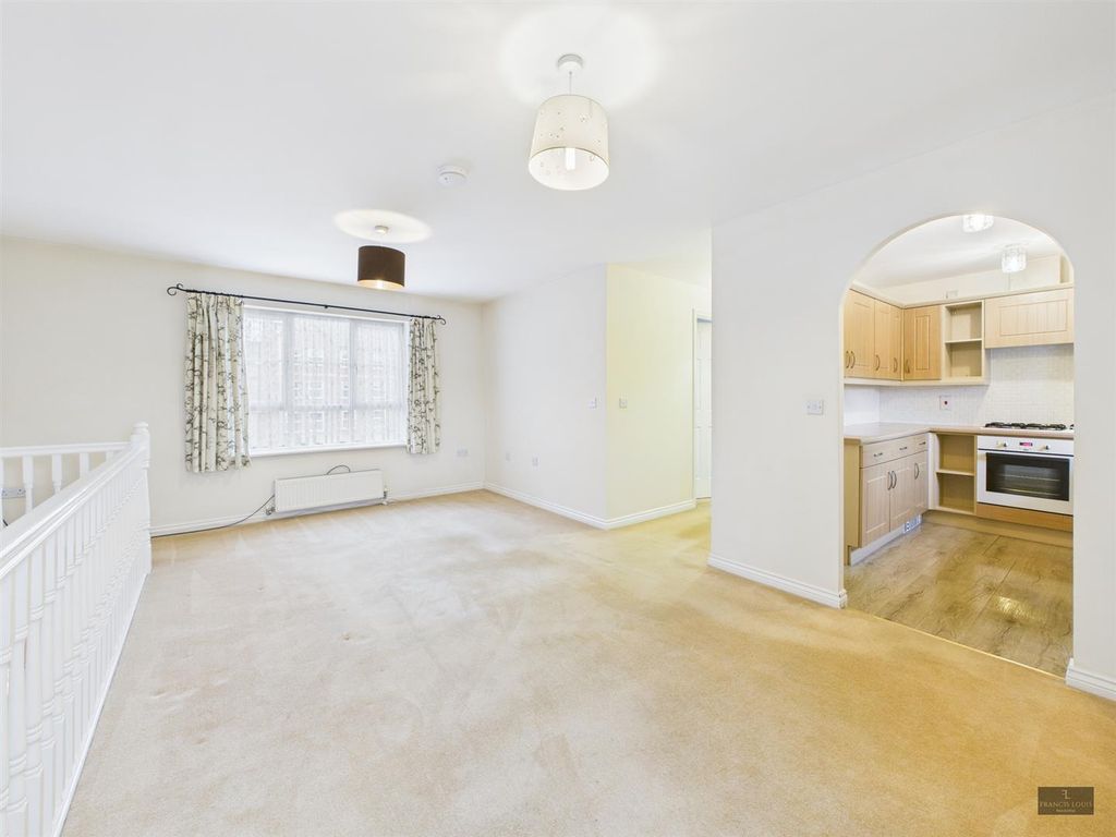 Property photo 2 of 12 Cam02887G0-Pr0579-Still003.Jpg