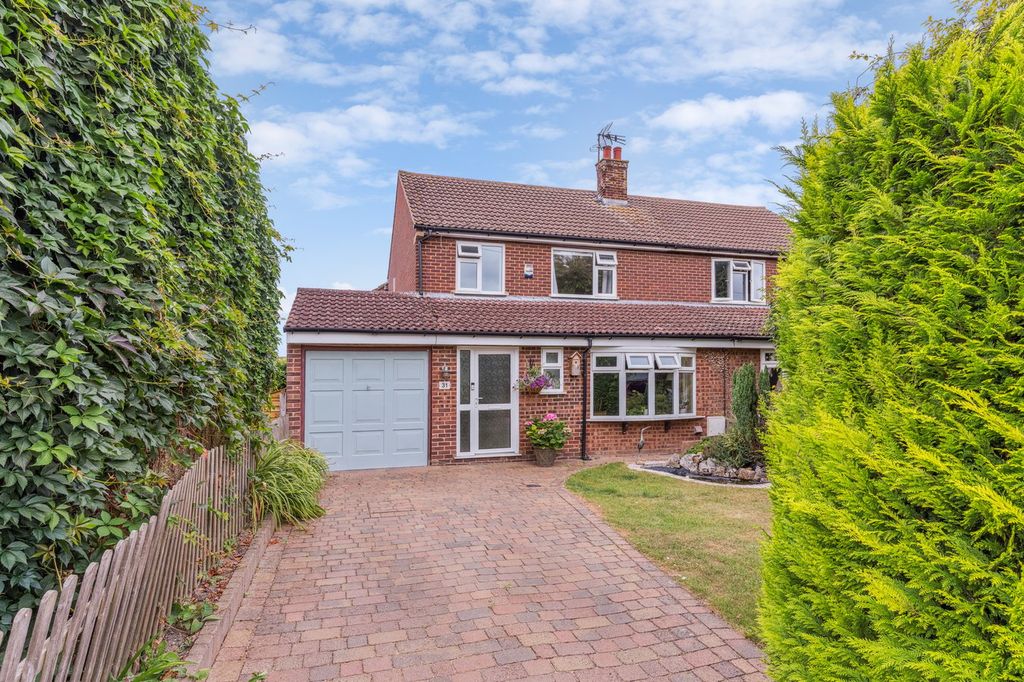 Property photo 1 of 23