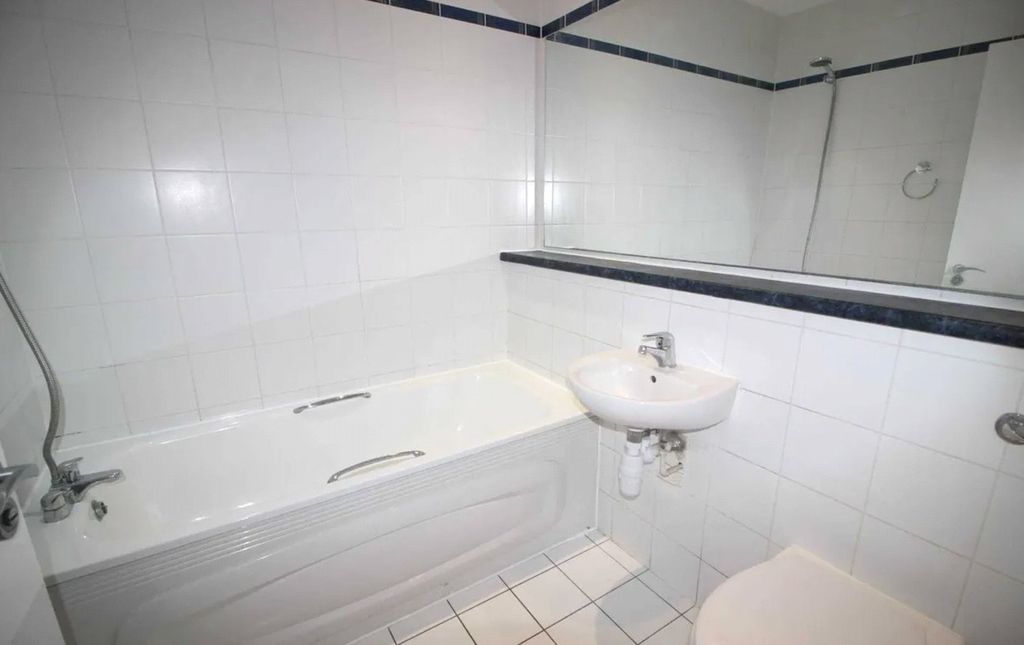 Property photo 3 of 5 Picture No. 01