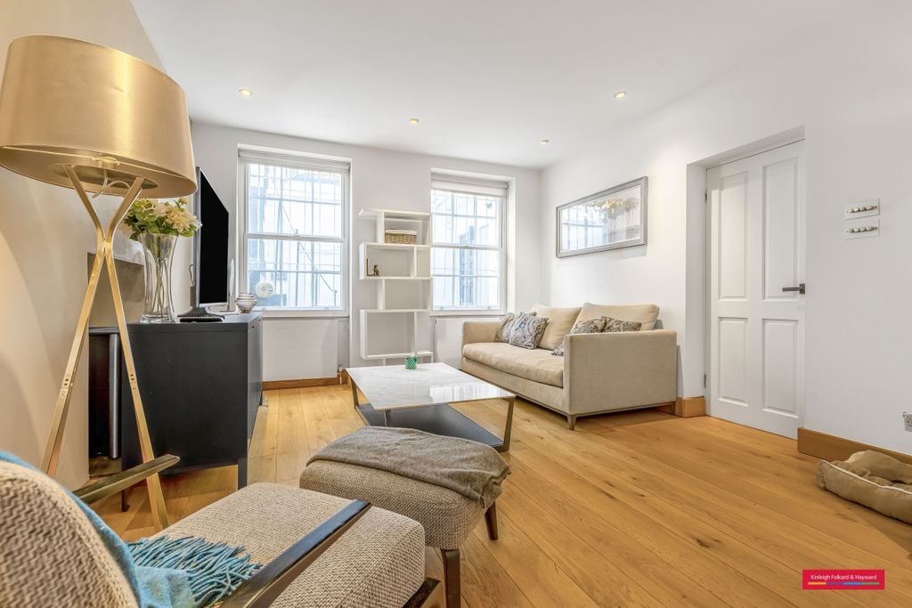 Property photo 1 of 11 Reception Room