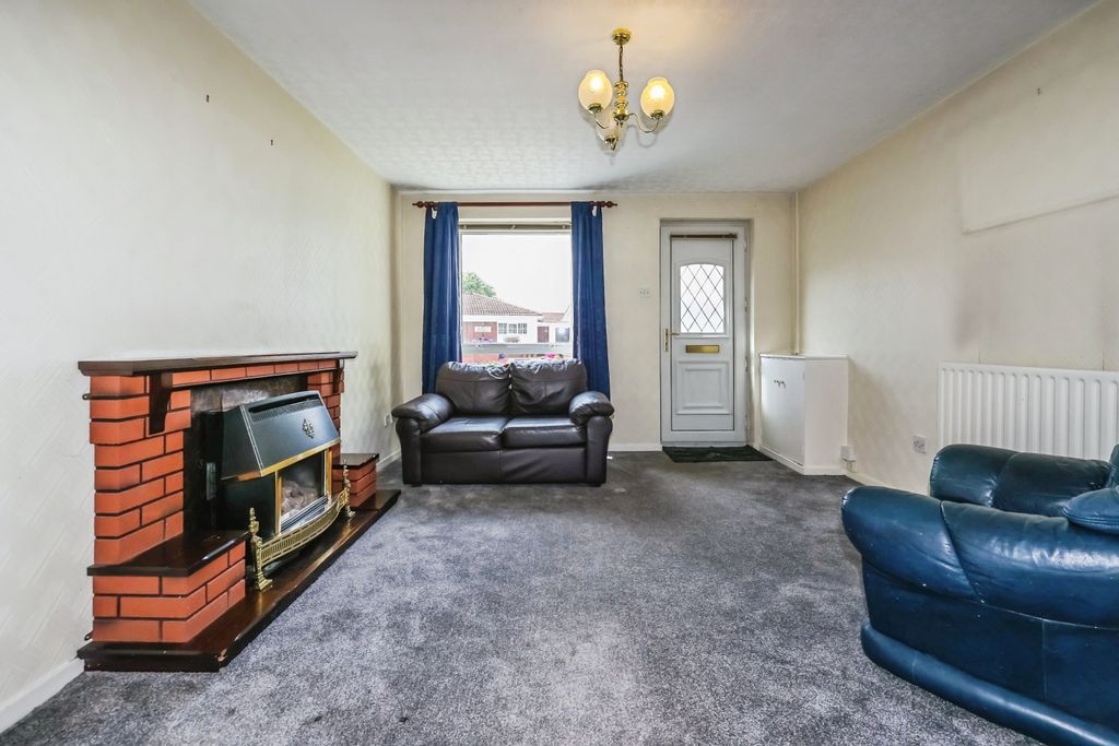 Property photo 3 of 15