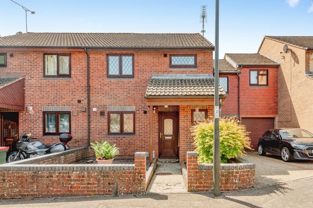 Property photo 1 of 18