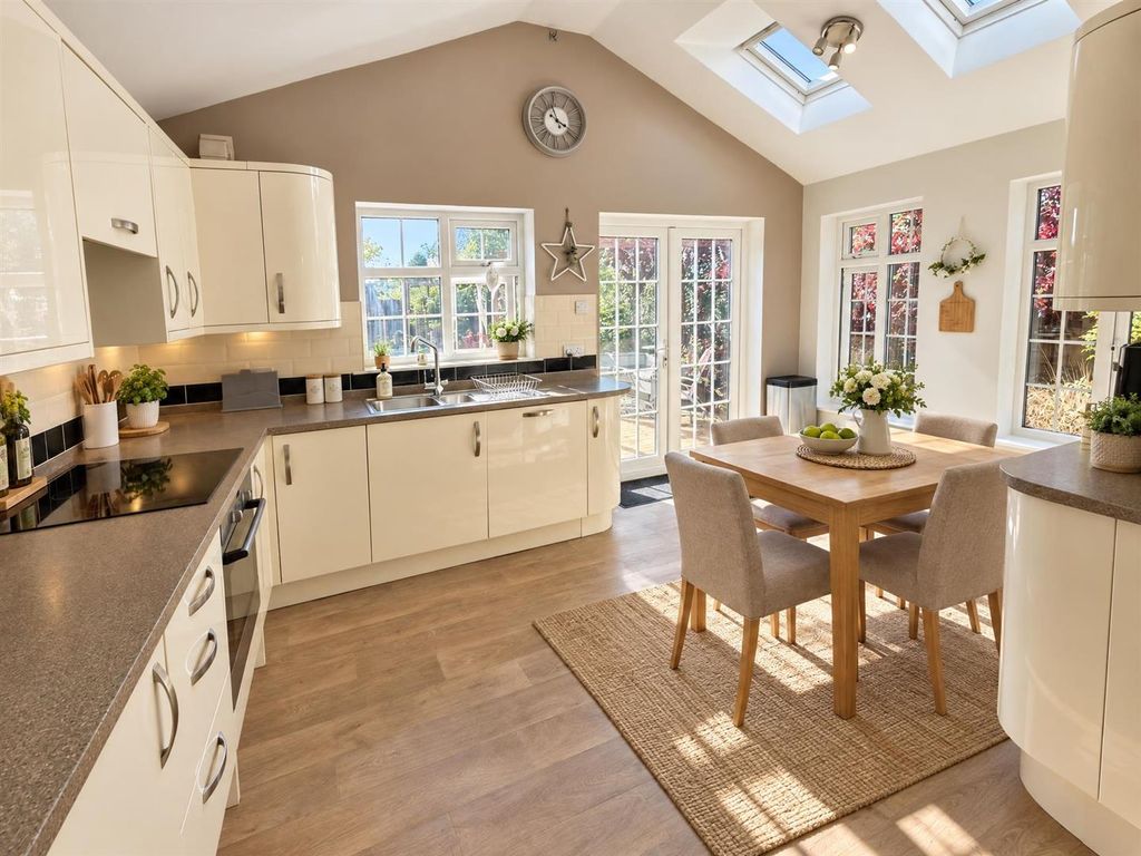 Property photo 3 of 17 Kitchen - v2.Jpg