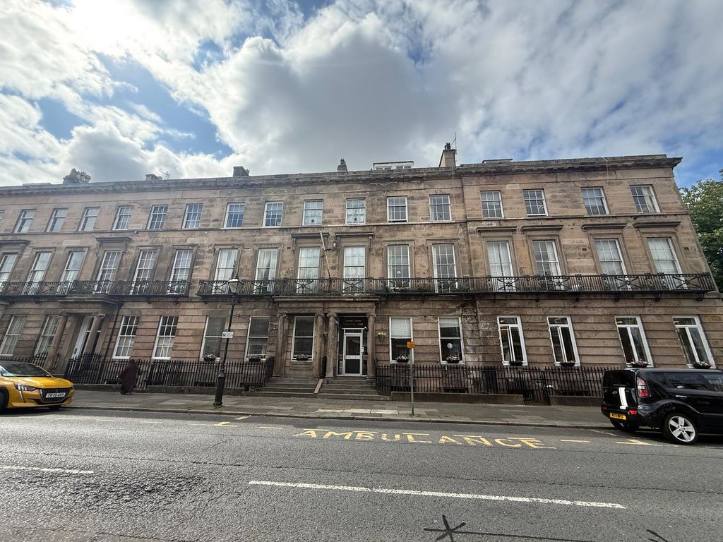 Property photo 2 of 7 Photo 4