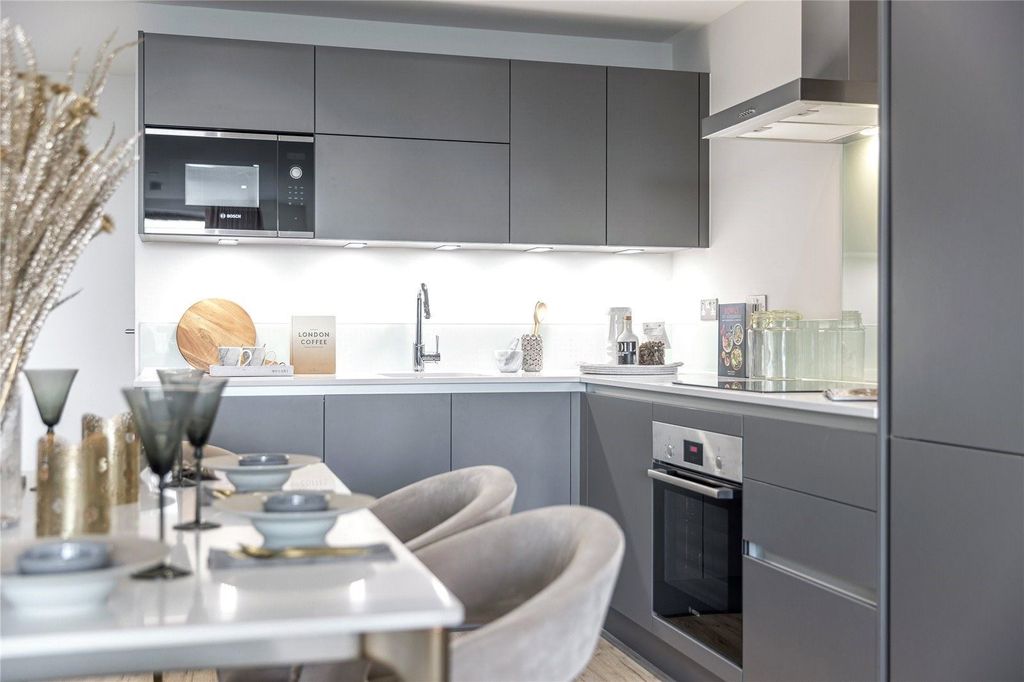 Additional image 7 of 2 bed flat for saleBakery Walk, Greenford UB6