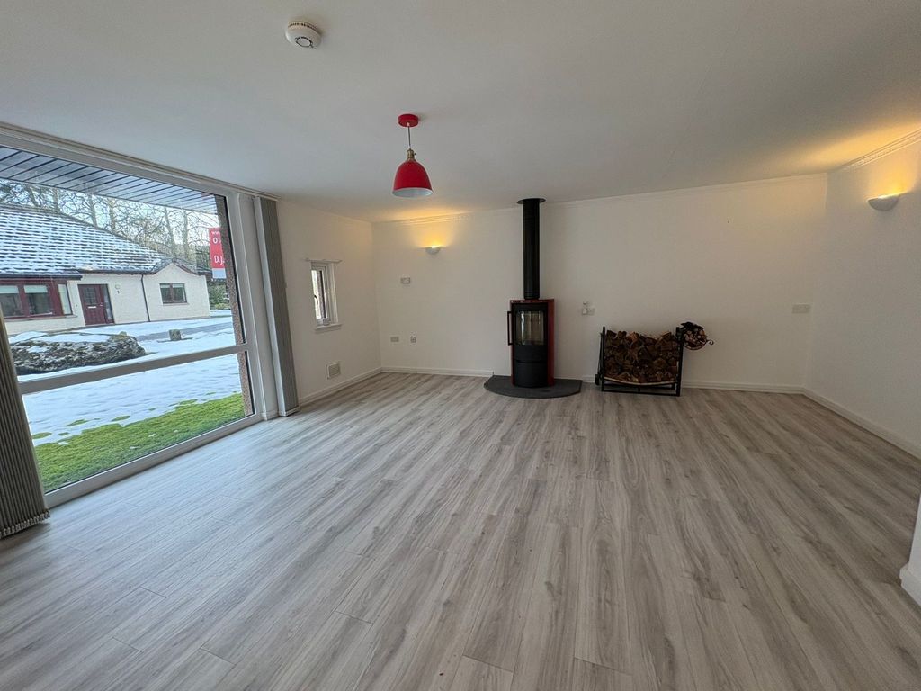 Property photo 2 of 8 Photo 2