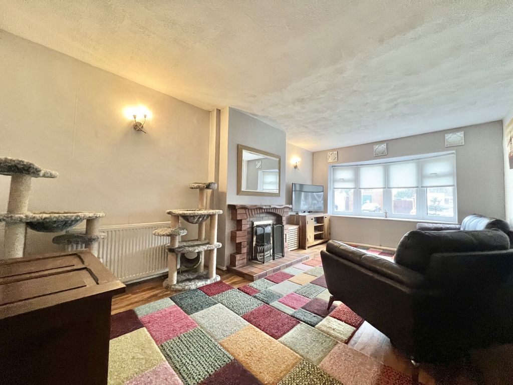 Property photo 3 of 23