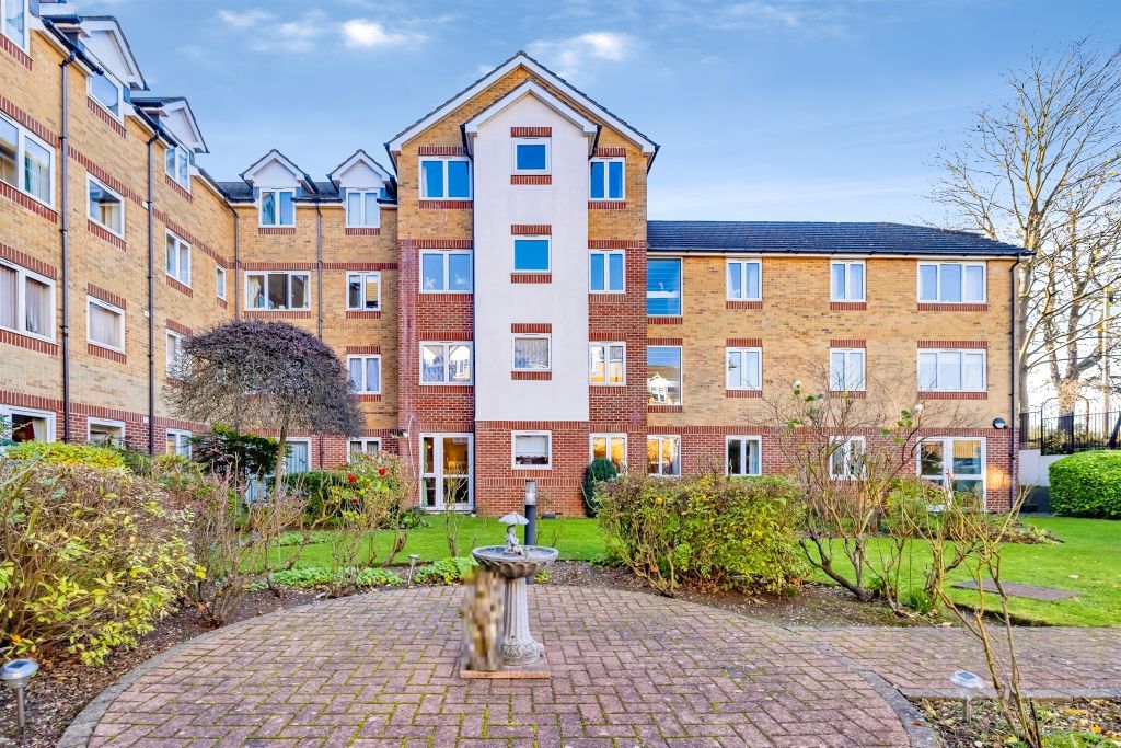 Property photo 1 of 12