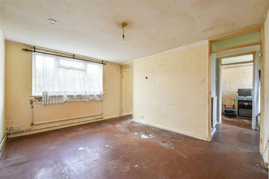 Property photo 2 of 22 Sketch_Ph28_6294629.Jpg