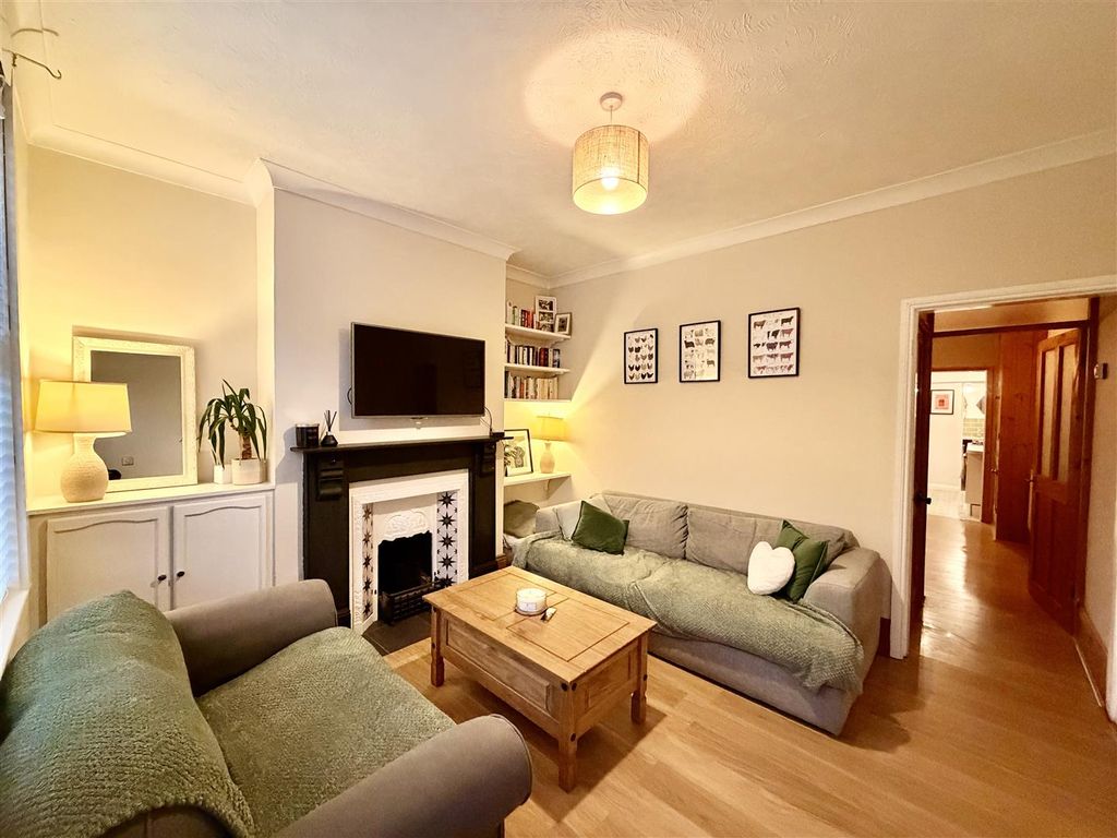 Property photo 2 of 20 2