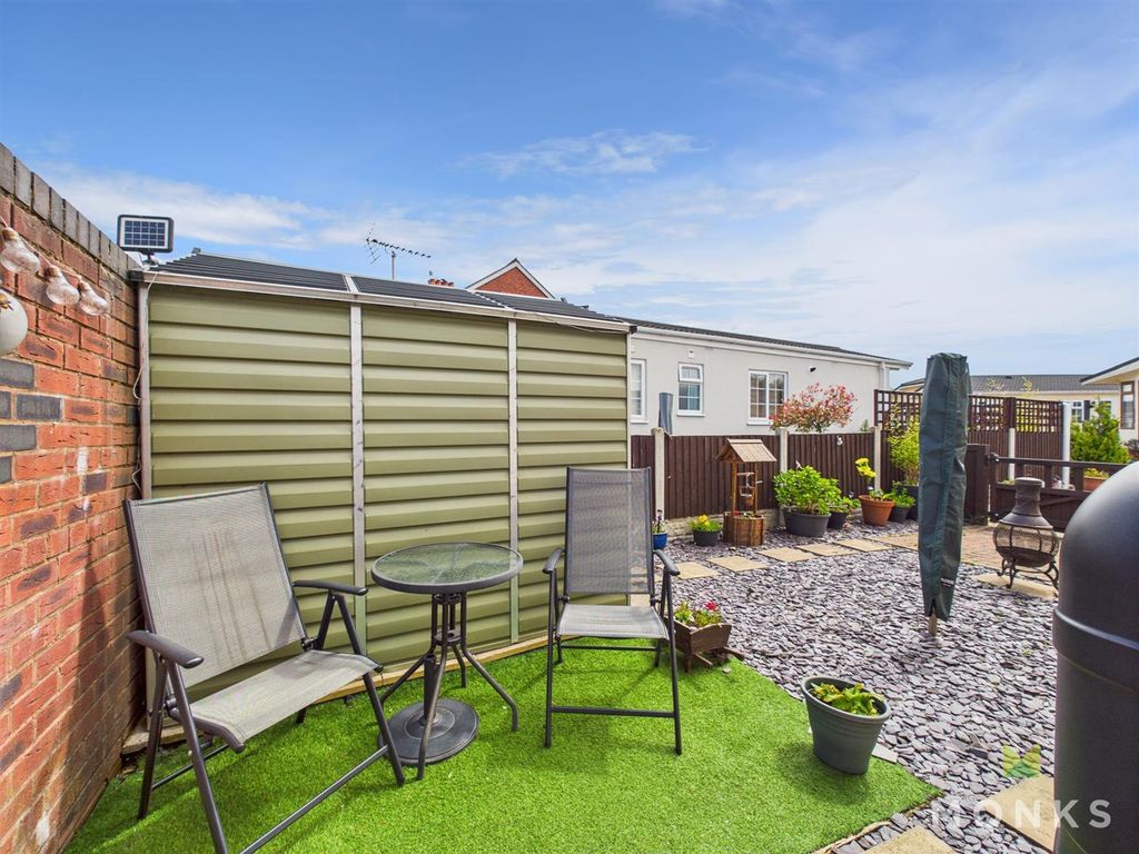 Property photo 1 of 16 Cam01420G0-Pr0659-Still010.Jpg