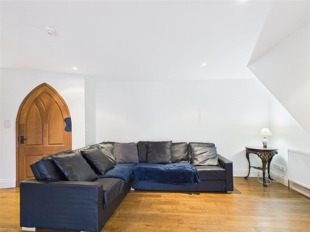 Property photo 3 of 12 Chanrty (5).Jpg