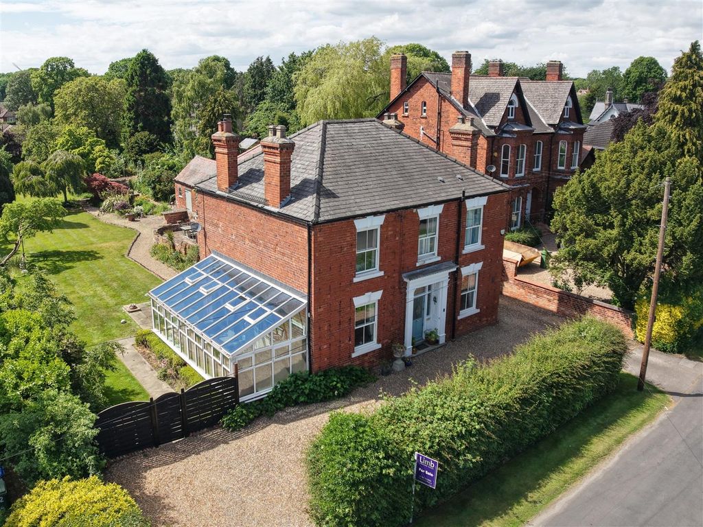 Property photo 1 of 33 Introduction