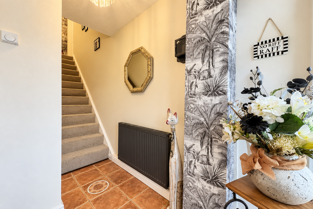 Property photo 2 of 23 8A620641-3444-4204-A7Db-3Db5Fbb24320