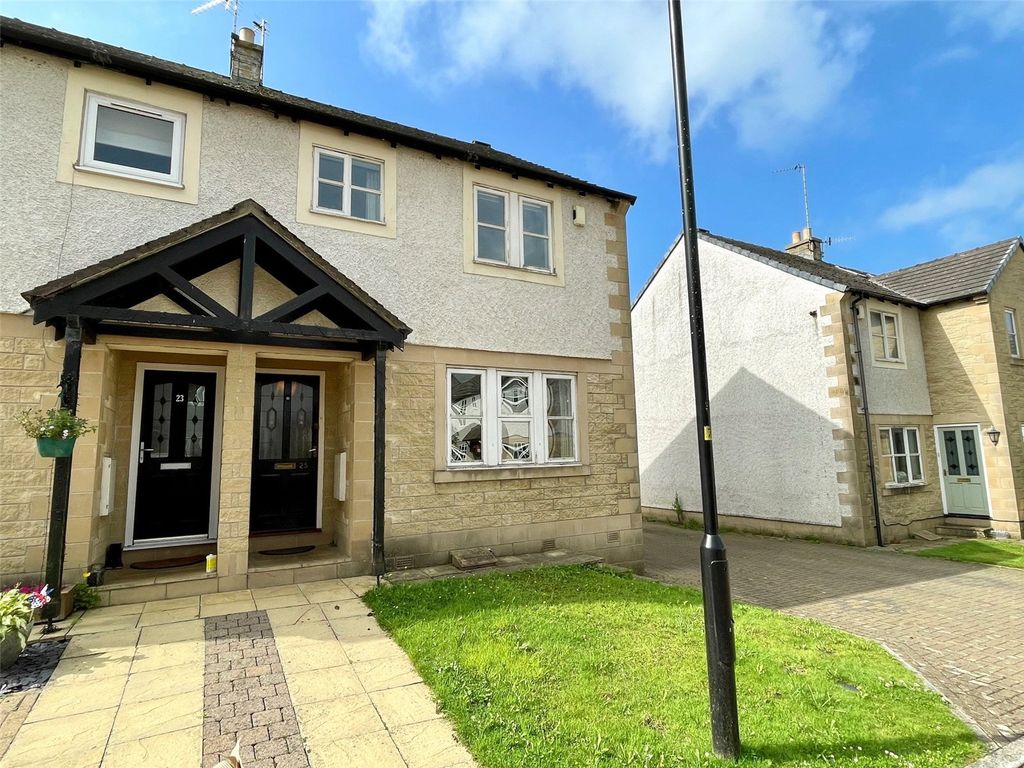 Property photo 1 of 20 External