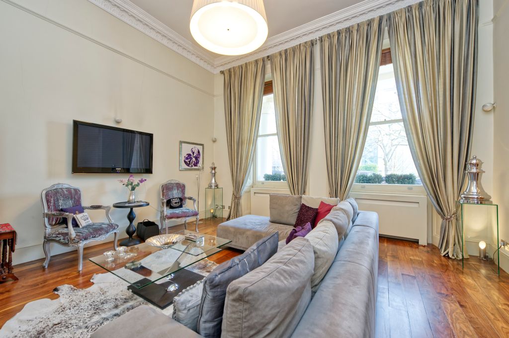 Property photo 3 of 17