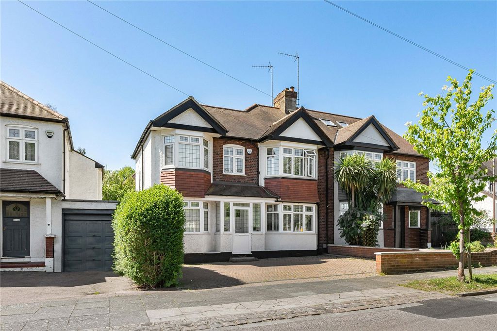 Property photo 1 of 21 Picture No. 27