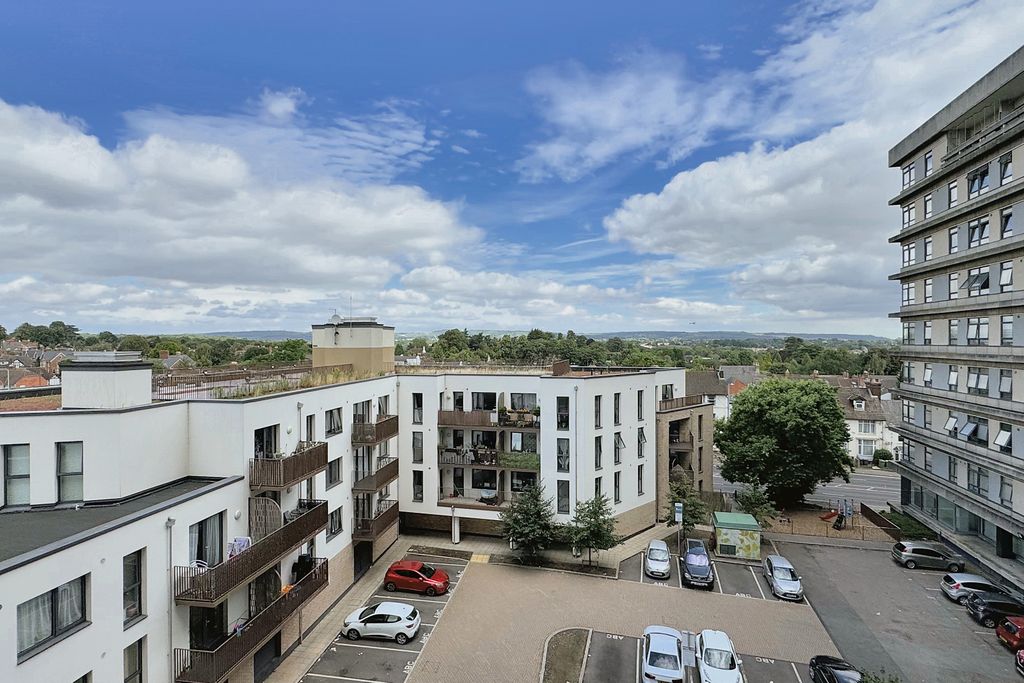 Property photo 1 of 9 Img_3400