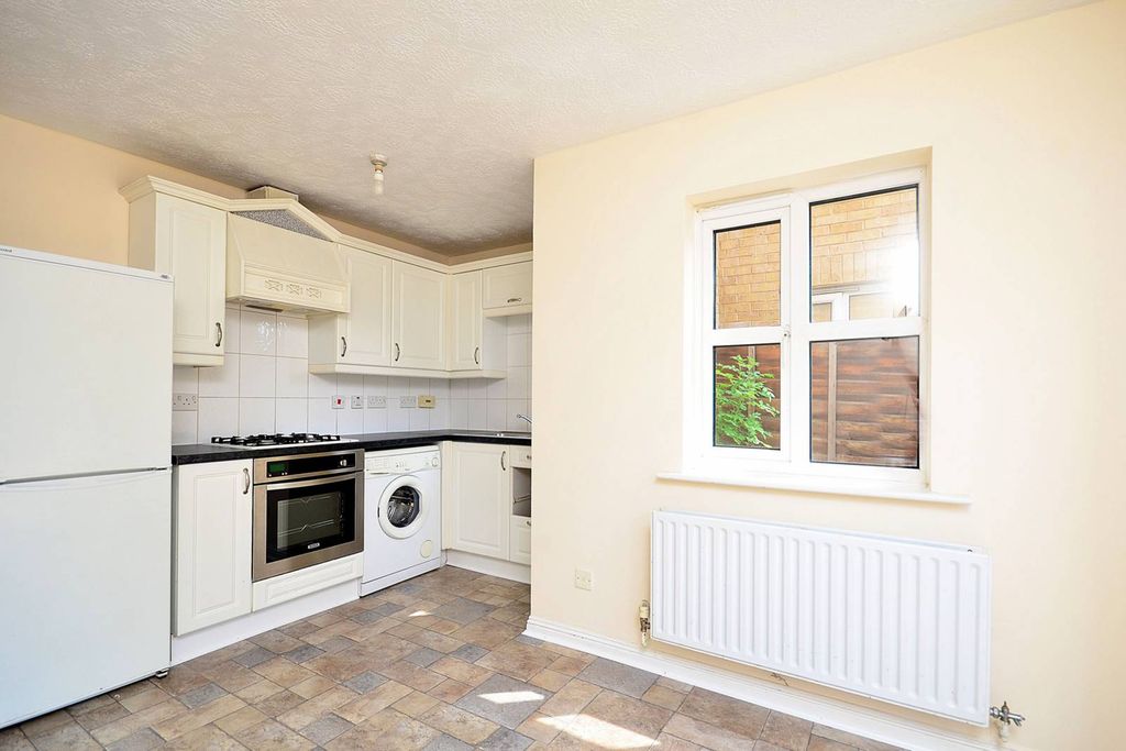 Property photo 3 of 7