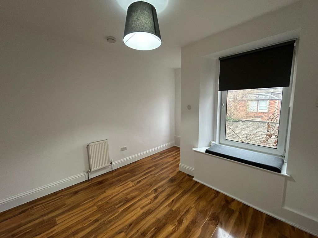 Property photo 3 of 8 Img-20250117-Wa0007