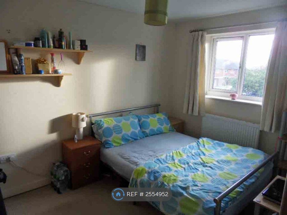 Property photo 3 of 4