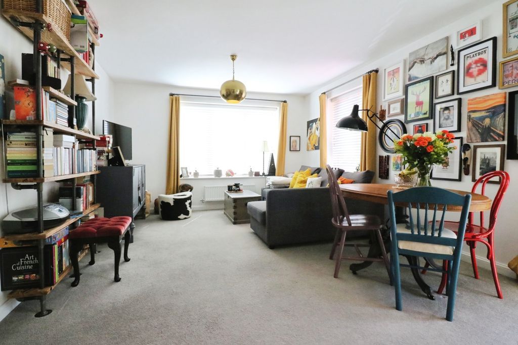 Property photo 3 of 14 Photo 10