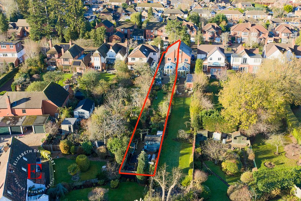 Property photo 2 of 22