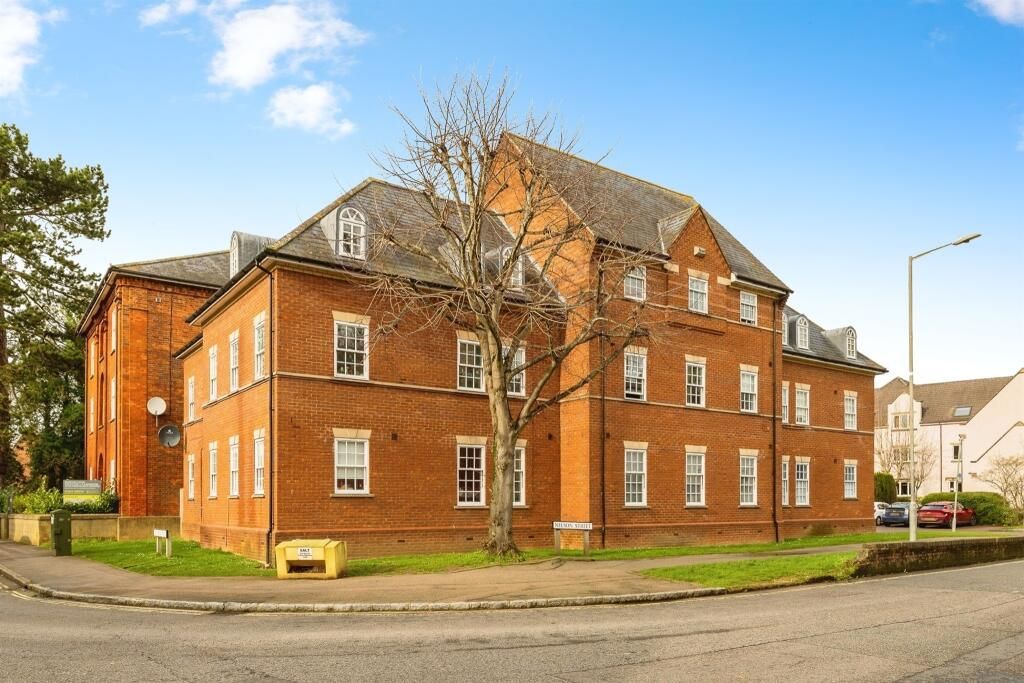 Property photo 1 of 8 Exterior