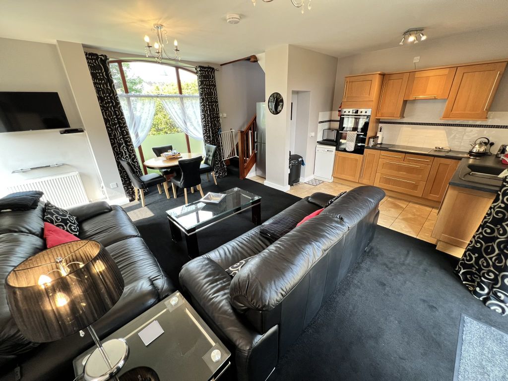 Property photo 2 of 14 Img_9691