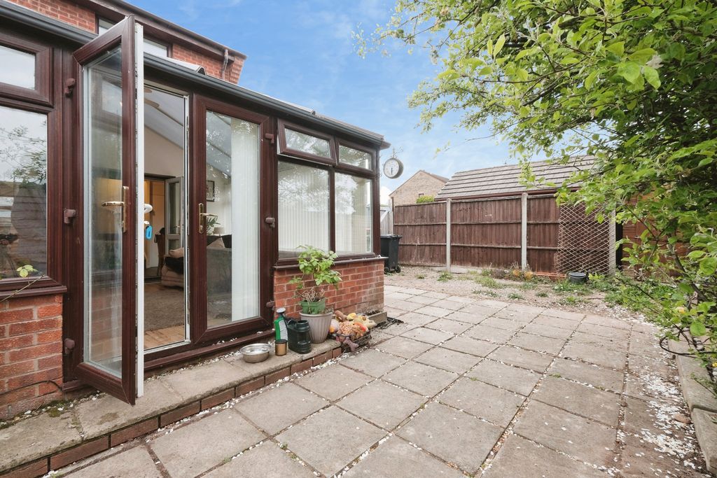 Property photo 3 of 15
