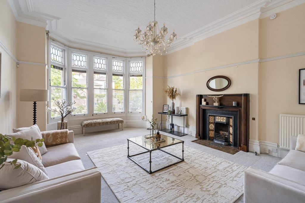 Property photo 3 of 15 Drawing Room