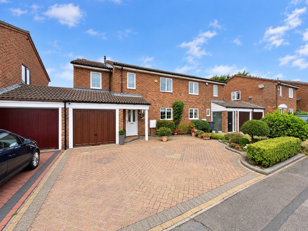 Property photo 1 of 17 5375830