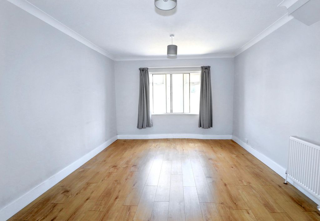 Property photo 2 of 2