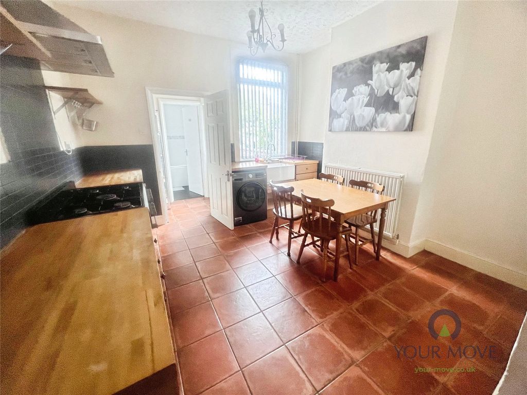 Property photo 3 of 8 Picture No. 04